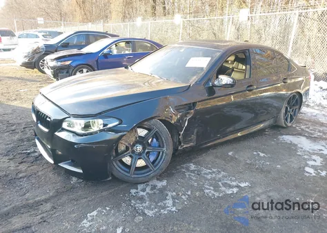 2014 BMW M5 из США, поврежденный, VIN WBSFV9C54ED097333